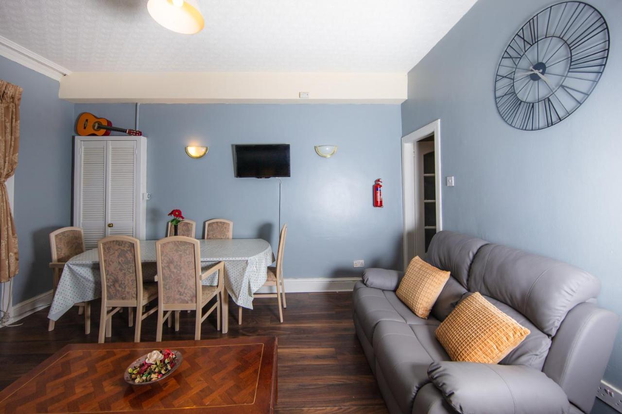 Super Central 4Bedroom Apartment At The Meadows Edinburgh Dış mekan fotoğraf