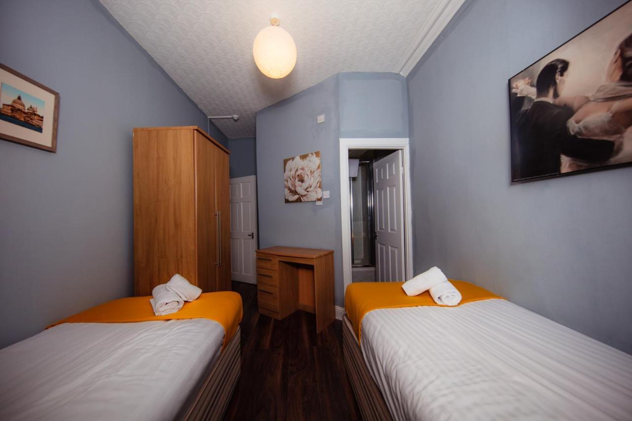 Super Central 4Bedroom Apartment At The Meadows Edinburgh Dış mekan fotoğraf